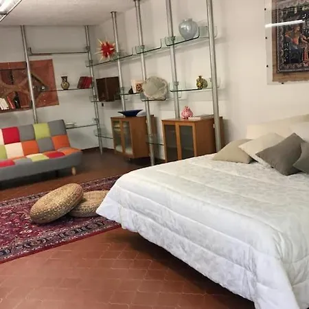 Loft Con Giardino In Zona Appia Antica شقة